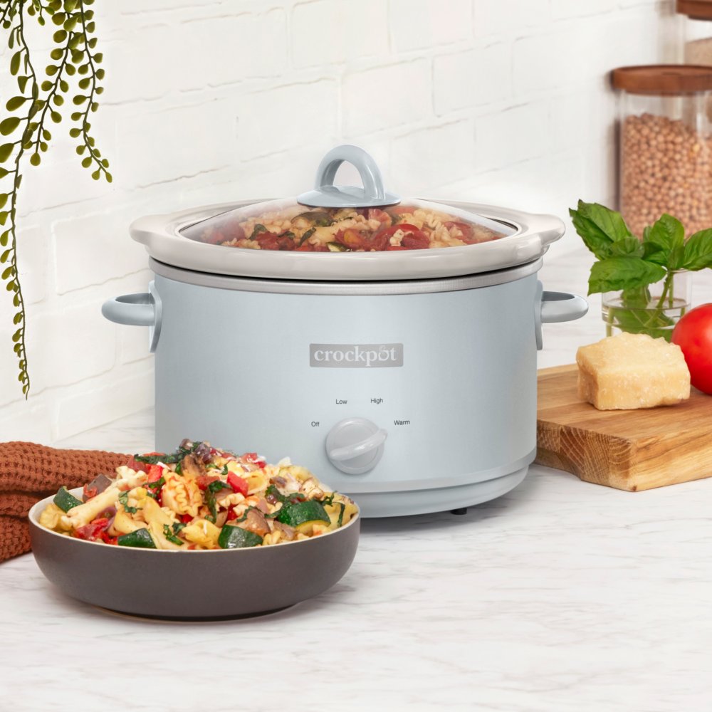 crock-pot-manual-design-series-4-5-quart-slow-cooker-macaroon-blue-w2 DC-39109-Crockpot_2022FallDesigns-Macaron-ATF04-nogfx