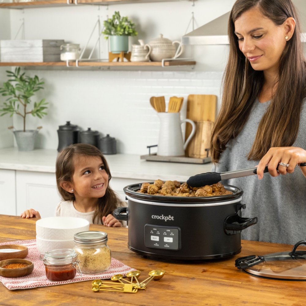 crock-pot-one-touch-control-6-quart-cook-and-carry-slow-cooker-matte-black-f6 Resized_2125185-3